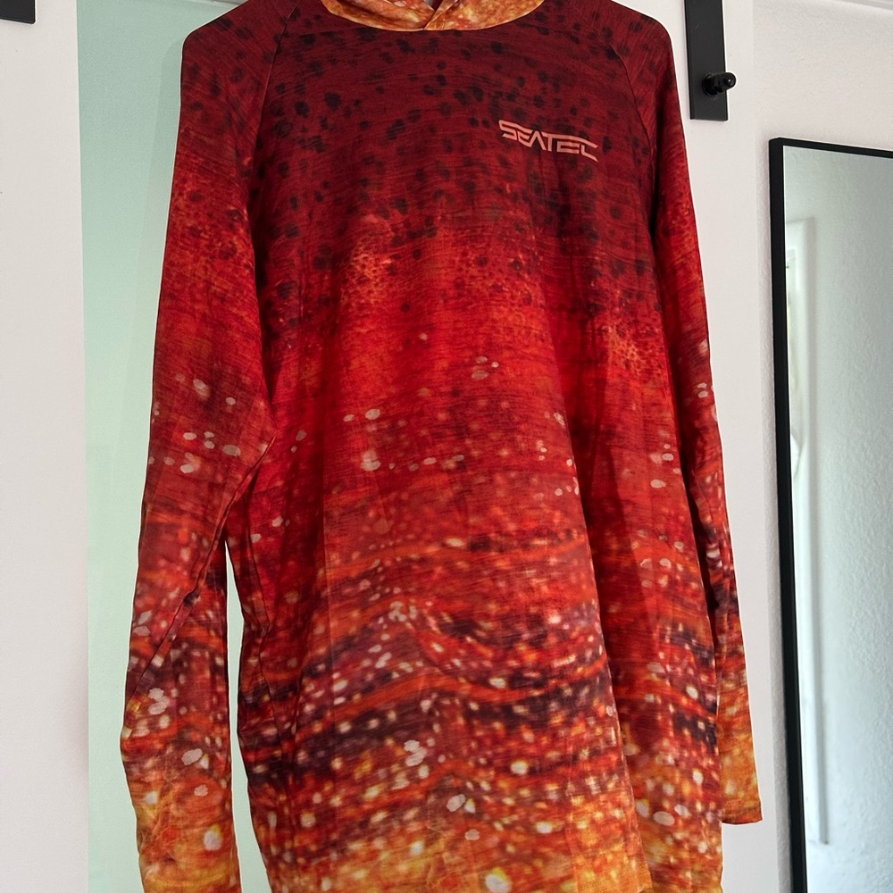 Men's Seatec Red Hooded Rash Guard